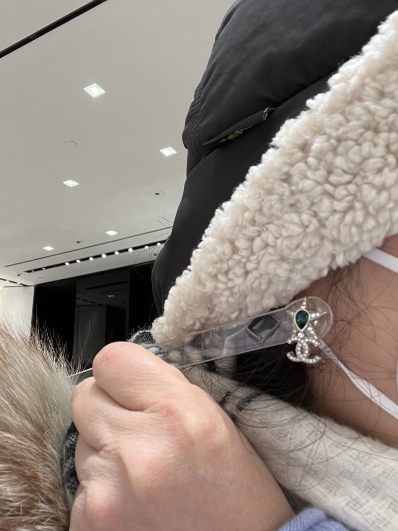 Ch**el earrings